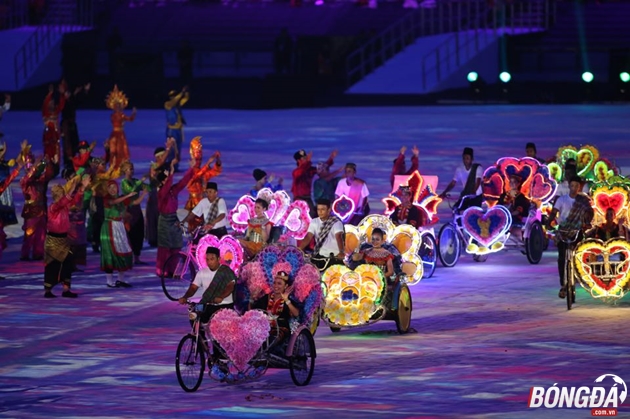 Malaysia luôn đón chào mọi dân tộc, mọi văn hóa với tinh thần thiện ý.