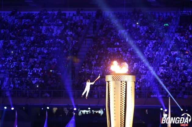 Ảnh bài viết Ngọn đuốc SEA Games 29 đã bùng cháy trên sân Bukit Jalil