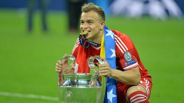 5. Xherdan Shaqiri (Bayern Munich, 2013): Cập bến Bayern từ Basel năm 2012, Shaqiri ngay lập tức cùng "Hùm xám" đăng quang Champions League.