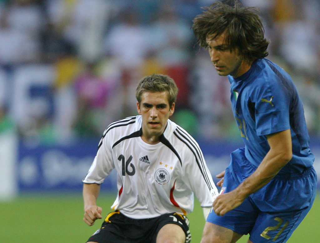 Hậu vệ Philipp Lahm: "Là một hậu vệ sẽ không tránh khỏi những sai lầm. Tuy nhiên Lahm đã chứng tỏ điều hoàn toàn ngược lại. Sai sót không nằm trong từ điển của anh ấy."