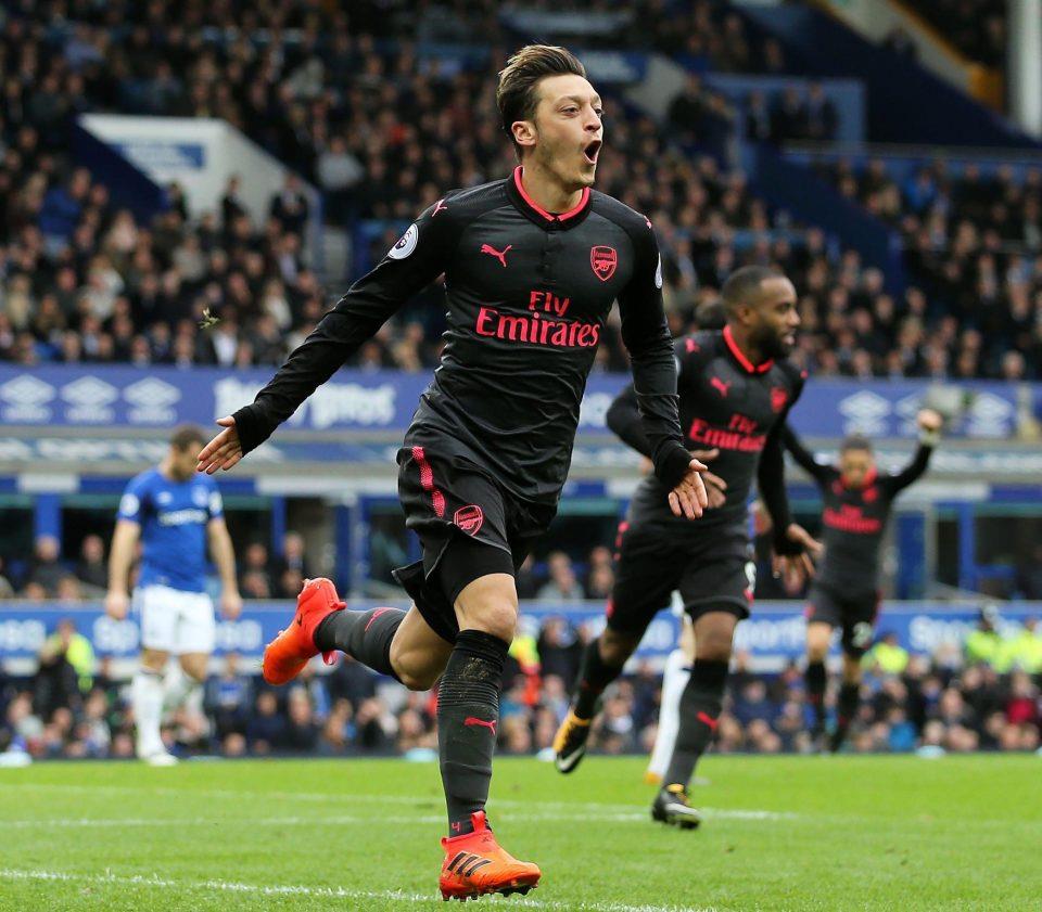 Ảnh bài viết Oezil bị chê lười nhưng nước rút nhiều nhất Premier League