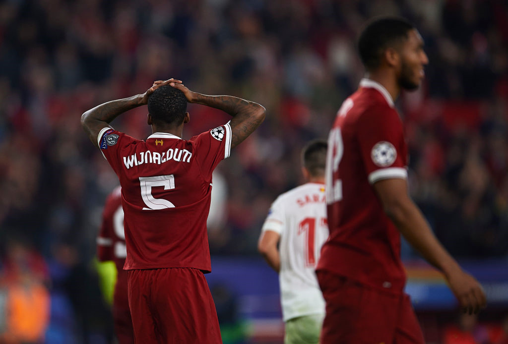 5. Bảng E: Đây là bảng đấu phức tạp nhất Champions League mùa này. Màn ngược dòng ngoạn mục của Sevilla khiến Liverpool không thể sớm đi tiếp, nhưng đại diện nước Anh vẫn nắm quyền tự quyết. Ở lượt đấu cuối, Liverpool thắng Spartak Moscow là đi tiếp với ngôi nhất bảng. Nếu hòa, Liverpool vẫn dự vòng knock-out nhưng gần như chắc chắn đứng nhì bảng. Chỉ phải gặp đội lót đường Maribor ở loạt cuối, Sevilla thậm chí có nhiều cơ hội nhất bảng hơn Liverpool.