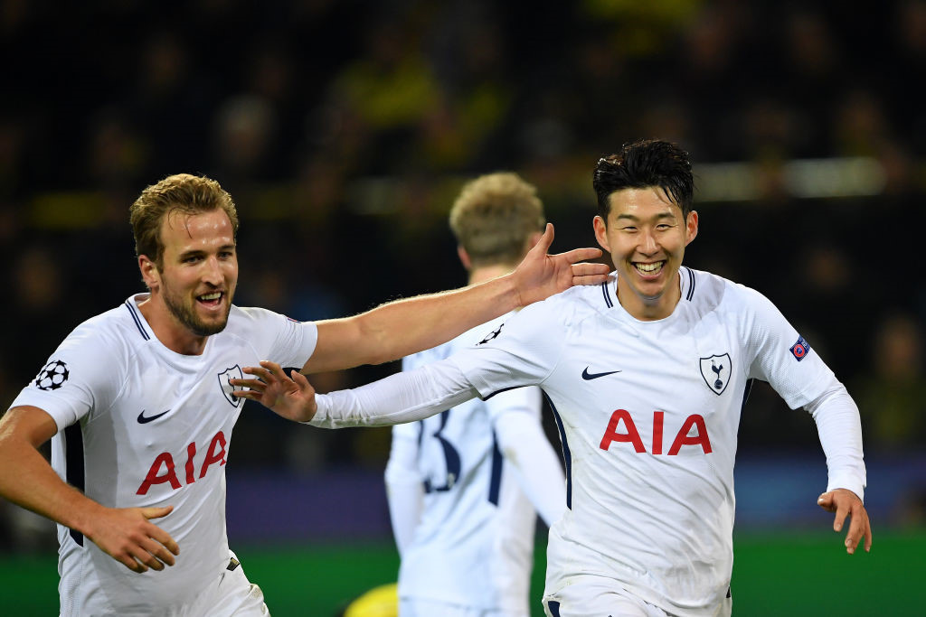 8. Bảng H: Cục diện bảng này đã ngã ngũ sau lượt 5 với ngôi đầu bảng thuộc về Tottenham và Real chắc chắn đứng thứ hai. Suất đá Europa League là cuộc đua của 2 đội còn lại. Bằng điểm nhưng Dortmund đứng trên nhờ hơn 7 đơn vị hiệu số. Hy vọng duy nhất của APOEL là trông chờ Real thắng đậm Dortmund còn bản thân APOEL phải thắng Tottenham.