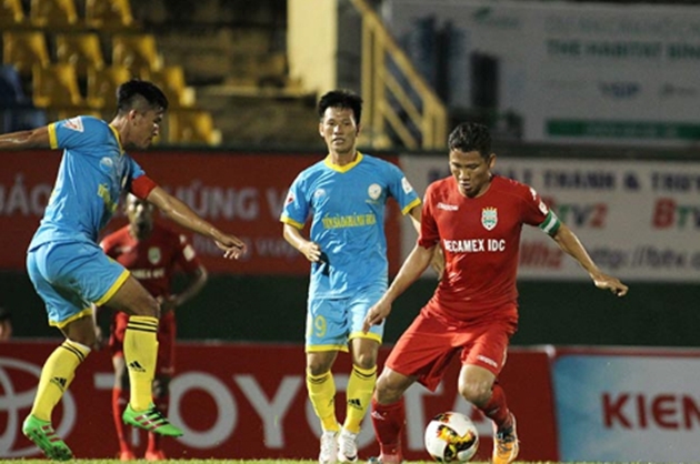 Ảnh bài viết Tiền đạo Anh Đức phá kỷ lục V-League, giành danh hiệu vua phá lưới
