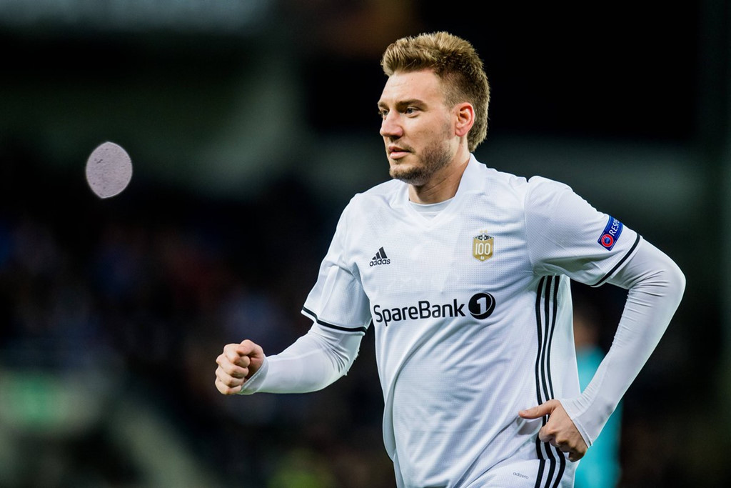 Với cá nhân Nicklas Bendtner, anh đã có cú đúp danh hiệu mùa giải này. Bên cạnh huy chương vô địch của đội nhà, Bendtner đoạt luôn danh hiệu “Vua phá lưới” giải VĐQG Na Uy với 19 pha lập công sau 30 trận. Tính trên mọi đấu trường, Bendtner ghi 22 bàn thắng, lập kỷ lục mới trong sự nghiệp của anh. Pha lập công quan trọng nhất của Bendtner đến vào ngày 12/8. Trong trận thắng đối thủ trực tiếp Molde 2-1, Bendtner ghi bàn gỡ hòa 1-1 bằng tuyệt kỹ trivela (vảy má ngoài, thương hiệu của Quaresma) thần sầu.