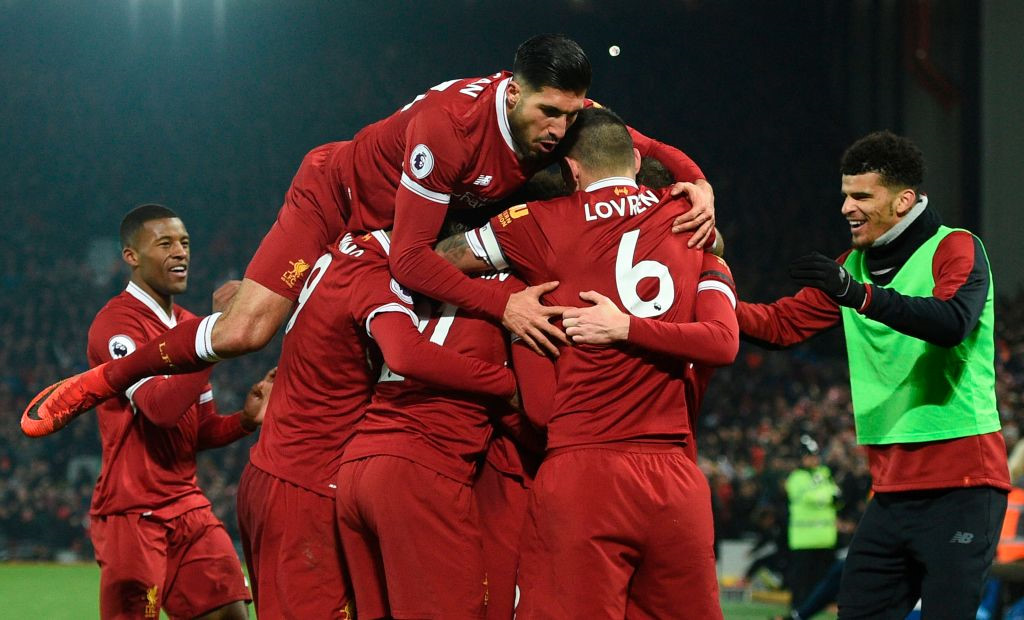 Kịch bản xuất sắc: Liverpool 4-3 Man City. Không khó để lựa chọn ra trận đấu kịch tính nhất tại Premier League mùa này. Đó chính là màn rượt đuổi tỷ số kịch tính đến phút chót giữa Liverpool và Man City ở vòng 23 giải Ngoại hạng. Gánh trên vai trọng trách chấm dứt chuỗi 22 trận bất bại của Man City, "The Kop" đã không làm người hâm mộ thất vọng khi dẫn trước đối thủ đến 4-1 chỉ sau 68 phút bóng lăn. Tuy nhiên, Man City đã chiến đấu đến phút cuối cùng và chỉ chịu thua với cách biệt tối thiểu.