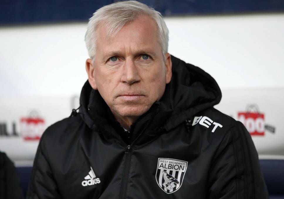 West Bromwich Albion vừa sa thải HLV Alan Pardew sau những kết quả tồi tệ thời gian qua.