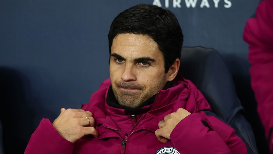 Lúc này chỉ còn Mikel Arteta là phương án lý tưởng thay Arsene Wenger.