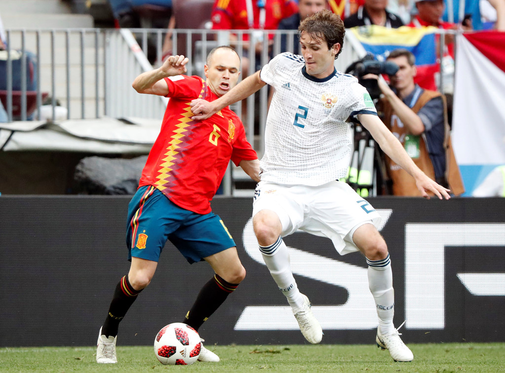 Mario Fernandes không hề tiếc khi chọn khoác áo tuyển Nga.