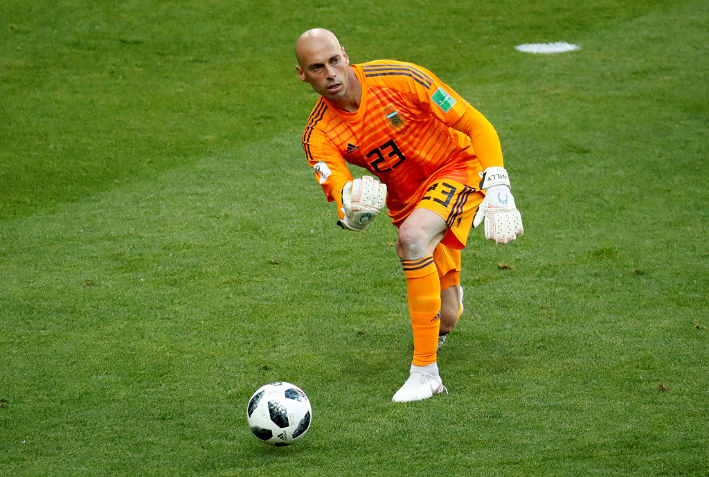 Ngay sau trận đấu, Caballero trở thành tội đồ trong mắt người hâm mộ. HLV Jorge Sampaoli từ đó cất "khẩn trương" Caballero lên băng ghế dự bị và thay bằng thủ thành Franco Armani, được ra sân trong trận đấu cuối cùng vòng bảng với Nigeria và Pháp tại vòng 1/8.