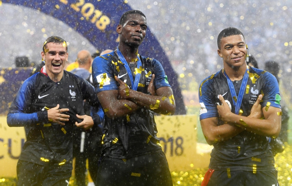 Ảnh bài viết Pogba tặng quà độc cho đồng đội, LĐBĐ Pháp tốn 270 triệu