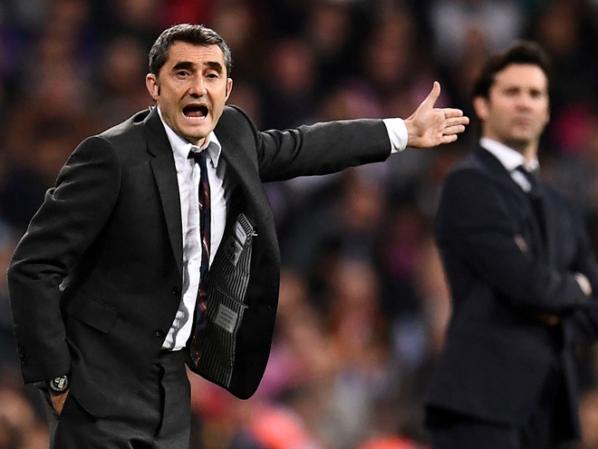 HLV Valverde không cho Boateng cơ hội.