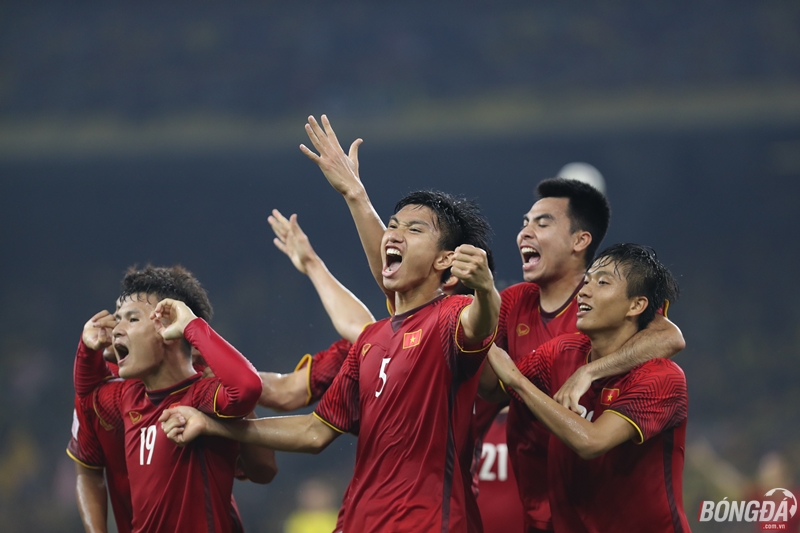 Từ Văn Hậu (số 5).... Ảnh: Đình Viên.