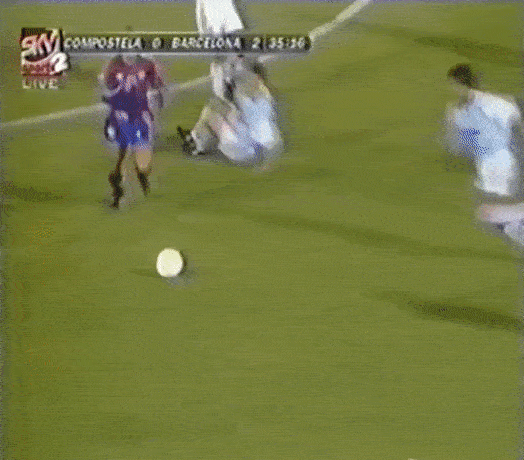 Màn độc diễn của Ronaldo và bàn thắng ghi vào lưới Compostela.
