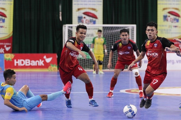 Ảnh bài viết Lượt 12 giải futsal VĐQG - Phung phí cơ hội ghi bàn, Đà Nẵng và S*S Khánh Hòa chấp nhận chia điểm