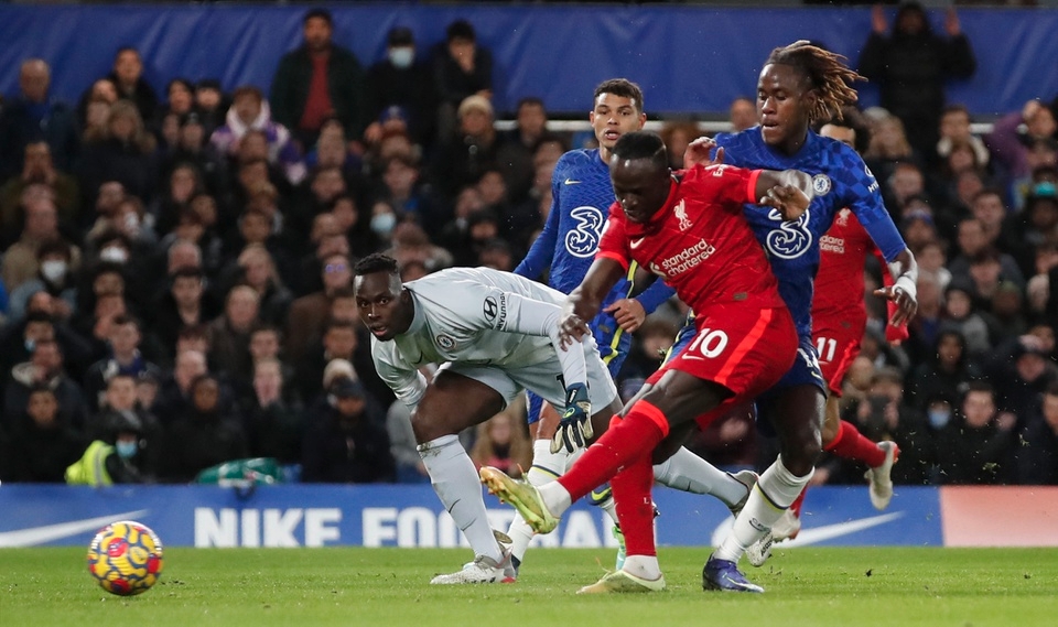 Sau trận hòa 2-2 trước Chelsea tại Stamford Bridge, Sadio Mane lên máy bay để trở lại hội quân cùng tuyển Senegal. Ở vòng bảng CAN 2021, Mane cùng đồng đội được dự đoán không gặp nhiều khó khăn trước những đối thủ bị đánh giá thấp hơn hẳn gồm Guinea, Zimbabwe và Malawi.