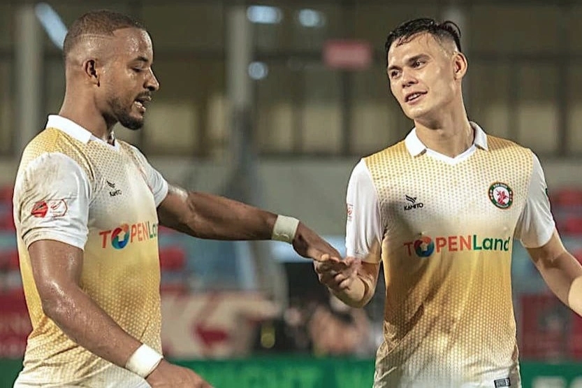 Ảnh bài viết Adriano Schmidt ghi bàn loại CLB Hải Phòng khỏi Cúp Quốc gia