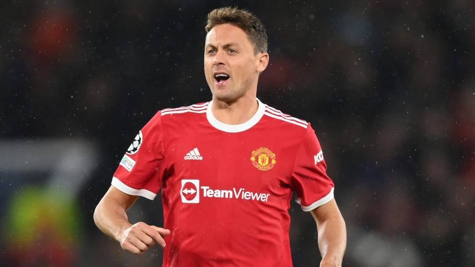 Matic có hơn 180 lần ra sân cho CLB kể từ khi rời Chelsea vào hè 2017 và ghi được 4 bàn. Tuy nhiên, Matic chưa giải nghệ. Anh đang cân nhắc lời mời của ông thầy cũ Jose Mourinho tại AS Roma.