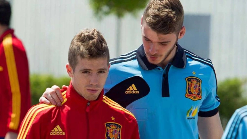 Vụ việc này còn có sự xuất hiện của Iker Muniain và Isco, 2 người đồng đội của De Gea tại đội U21. Dù vậy, cảnh sát nước này sau đó đã kết luận vụ việc rằng đây là những cáo buộc vô căn cứ.