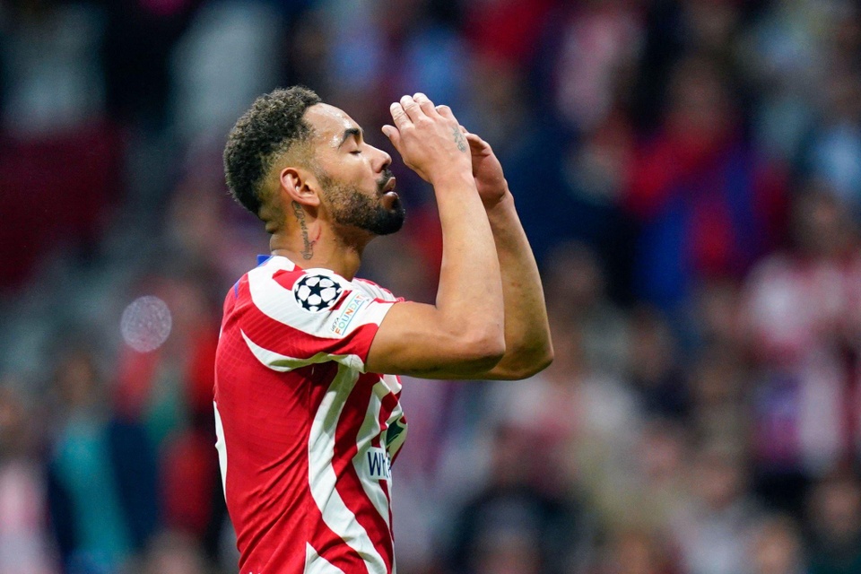 Cunha không cạnh tranh nổi vị trí đá chính ở Atletico mùa này. Anh ra sân 17 trận, song chỉ có 2 kiến tạo. Tiền đạo Brazil gia nhập Wolves là thương vụ tốt cho cả 3 bên.