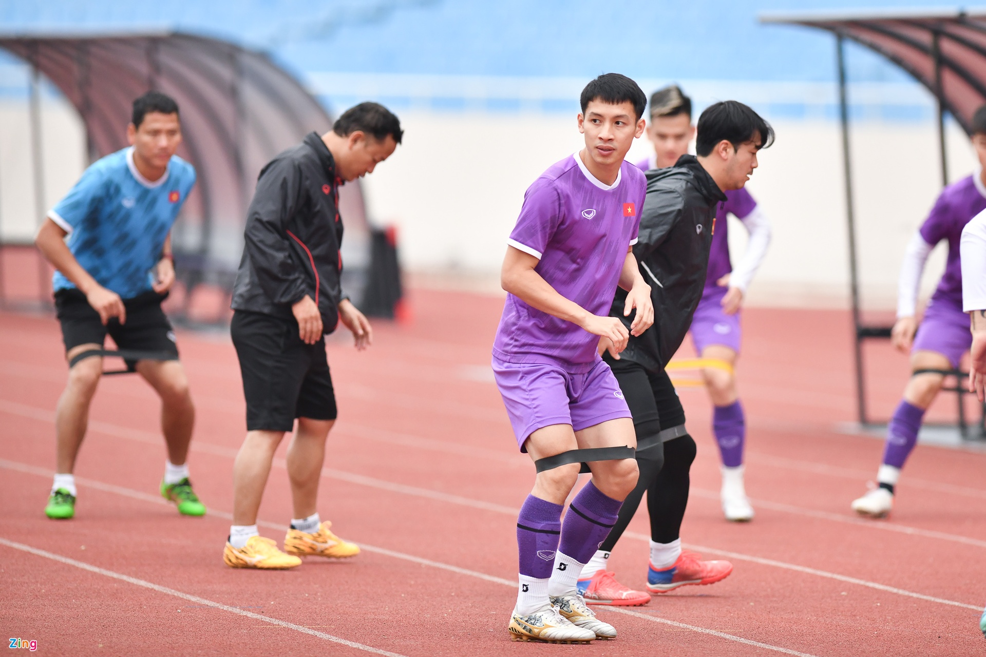 Đội trưởng Hùng Dũng ở trận đấu trước cũng không thể hiện được nhiều.