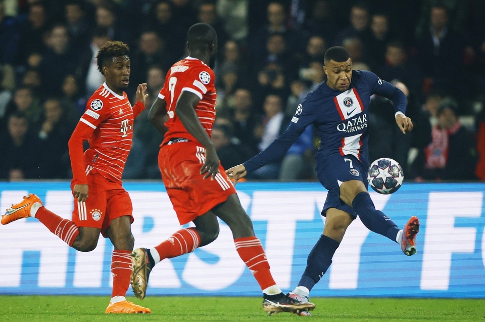 Dayot Upamecano - Kylian Mbappe: Tiền đạo 24 tuổi gặp vấn đề thể lực nên không thể đá chính trong trận lượt đi. Khi vào sân, mũi nhọn người Pháp có hai lần đưa bóng vào lưới của Bayern nhưng đều bị từ chối do lỗi việt vị. Với việc thể lực đang sung mãn, Mbappe hứa hẹn có thể ra sân từ đầu và giúp PSG vượt qua khó khăn.