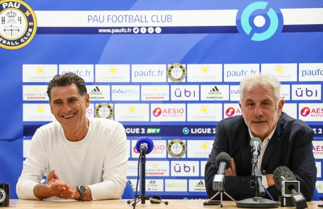 Chủ tịch CLB Pau, ông Bernard Laporte-Fray tiết lộ nhiều kế hoạch của đội và nhận xét Quang Hải. Ảnh: Nicolas Sabathier.