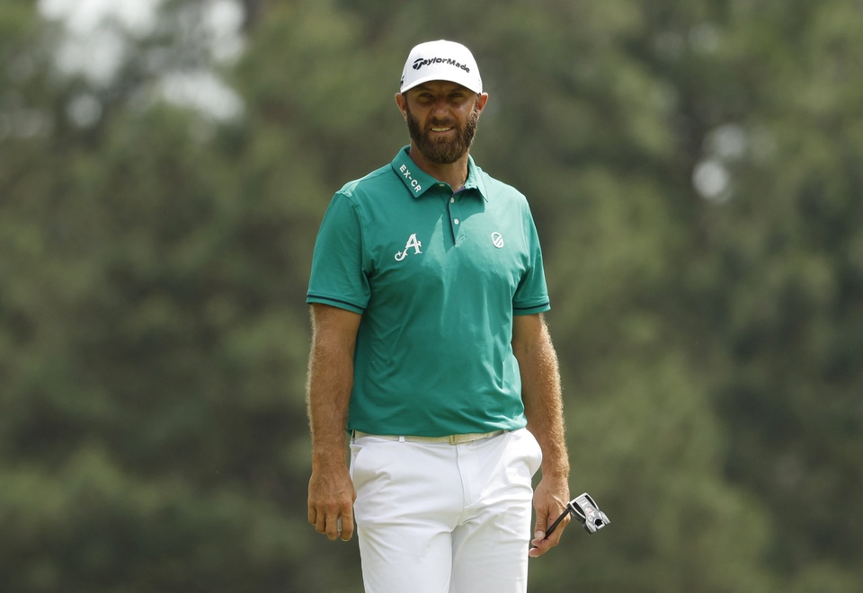 Dustin Johnson, tay golf nổi tiếng người Mỹ, có mức thu nhập 107 triệu USD. Trong đó, anh bỏ túi 102 triệu USD tiền giải và 5 triệu USD nhờ quảng cáo. Ở tuổi 38, Johnson là tay golf có mức thu nhập cao nhất thế giới.