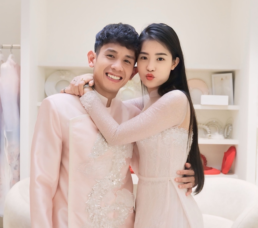 Nguyễn Phong Hồng Duy sắp lên xe hoa. Ảnh: FBNV.