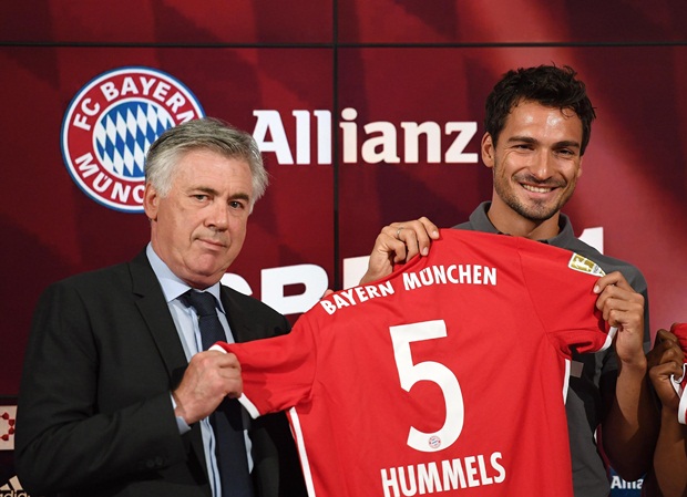 =8. Mats Hummels (Borussia Dortmund đến Bayern Munich, 38 triệu euro). Ảnh: Internet.
