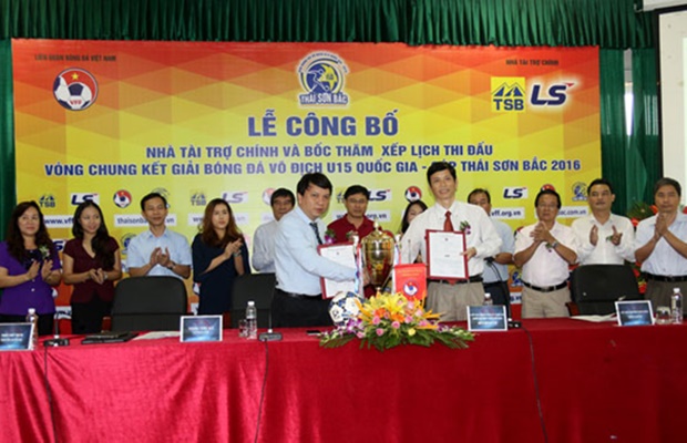 Ảnh bài viết Bầu Tú lại ôm giải trẻ
