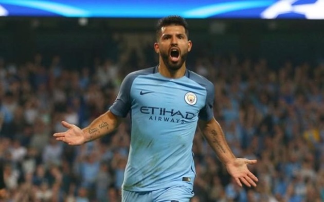 11. Sergio Aguero/Man City (230.000 bảng/tuần): Tiền đạo người Argentina đã trở thành cầu thủ hưởng lương cao nhất ở sân Etihad sau khi gia hạn thêm một năm hợp đồng với Manchester City vào hồi tháng 9. Lúc này, Aguero đang xếp thứ hai trong danh sách Vua phá lưới ở Ngoại hạng Anh với 7 bàn sau 10 vòng đấu. Ảnh: Internet.