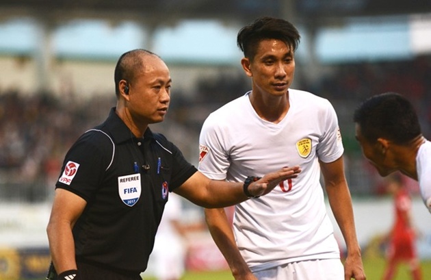 Thay vì vòng làm, vòng nghỉ những trọng tài làm tốt sẽ được bắt chính liên tục.