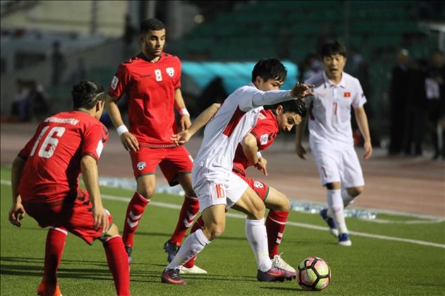 Ảnh bài viết ĐT Việt Nam chia 3 ngả về hội quân cùng CLB sau trận hòa Afghanistan