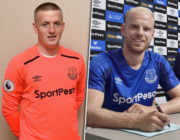 Jordan Pickford và Davy Klaassen là những cái tên đầu tiên cập bến Goodison Park.