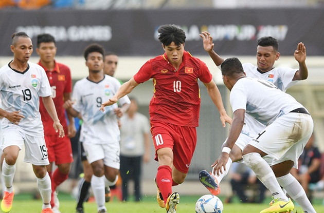 Ảnh bài viết Văn Hậu đang hay, nhưng Công Phượng mới là 'của để dành'