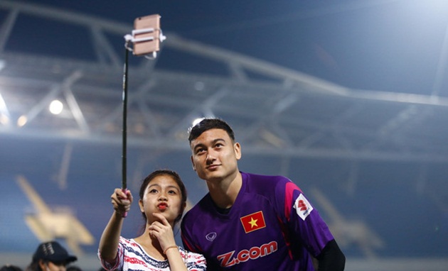Thủ môn của Hải Phòng FC được nhiều CĐV yêu quý gần đây. Ảnh: Thanh Hà.