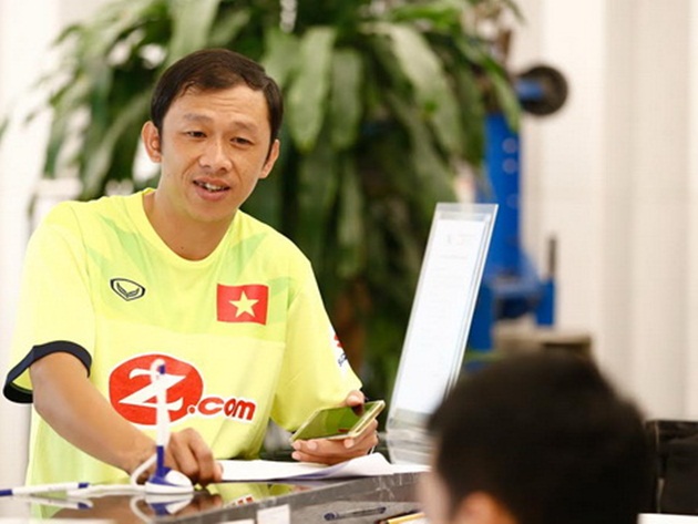 HLV Dương Minh Ninh tạm thời dẫn dắt HAGL.