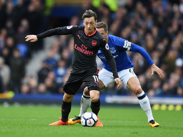 Ảnh bài viết Ozil khởi đầu mùa giải tốt nhất từng thấy