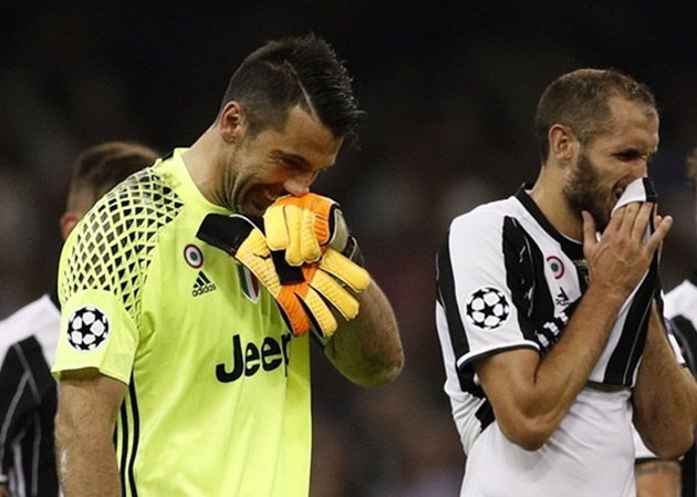 Kỉ niệm khó phai mờ trong tâm trí Buffon và các đồng đội.