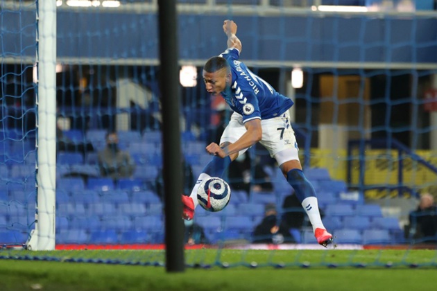 Bàn thắng duy nhất của Richarlison đã giúp Everton 'xoá dớp' không thắng trên sân nhà suốt 5 trận vừa qua.