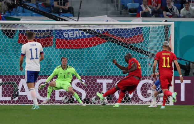 Lukaku mở tỷ số.