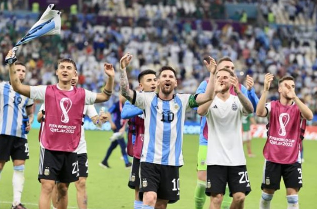 Messi và các đồng đội còn ải khó nhằn mang tên Ba Lan.