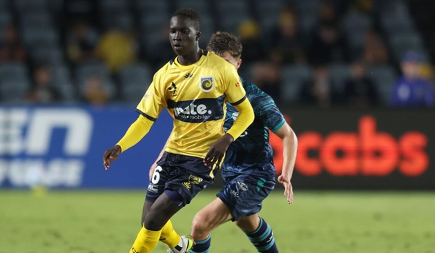 Kuol sớm gây ấn tượng ở A-League.
