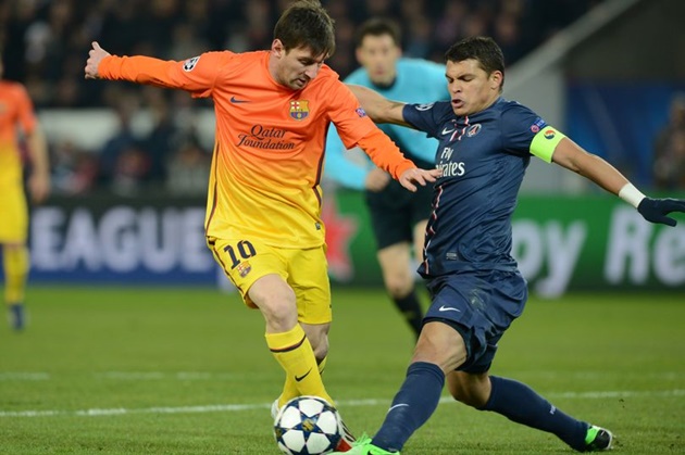 Ấn phẩm này cho hay, Silva cực kỳ ngưỡng mộ Lionel Messi bất chấp mối quan hệ căng thẳng giữa hai đội tuyển Argentina và Brazil ở đấu trường châu lục. Vì vậy, anh ngỏ ý muốn khoác chung màu áo với siêu sao 32 tuổi.