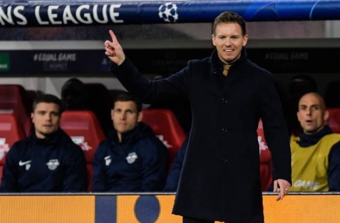 Dù đưa ra khá nhiều cái tên sáng giá song cuối cùng, phần lớn các fan đều bình chọn cho Julian Nagelsmann, HLV đương nhiệm của RB Leipzig.