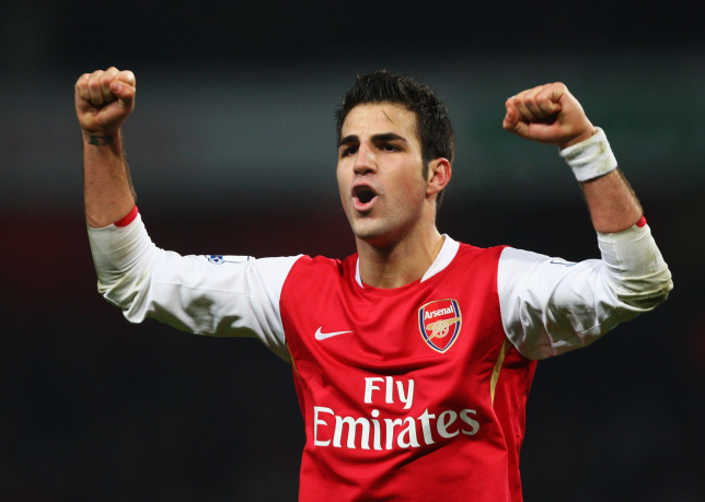 5. Cesc Fabregas (Arsenal, Chelsea): 50 bàn. Không những xuất sắc ở vai trò kiến tạo, chàng tiền vệ tài hoa này còn sở hữu một số lượng bàn thắng đáng kinh ngạc tại EPL.