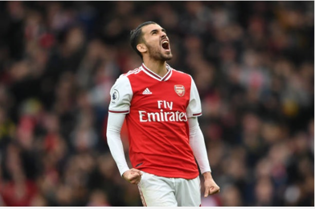 7. Lịch sử lặp lại với Dani Ceballos. Tiền vệ người Tây Ban Nha hoàn toàn không có đất diễn tại Bernabeu nên dù rất muốn tham dự Champions League mùa sau nhưng Ceballos cũng rất khó có khả năng trở về khoác áo Real Madrid. Theo Marca, thượng tầng Kền kền trắng sẵn sàng bán anh nếu nhận được một lời đề nghị tốt.