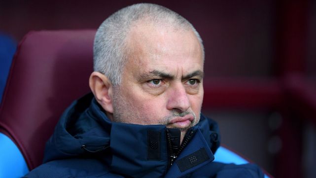 Ảnh bài viết Mourinho 'bẻ lái' cực gắt, 'già gân thành Milan' khỏi mơ Premier League?