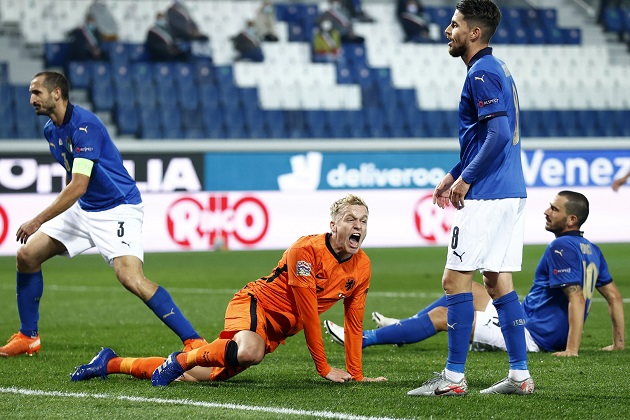 Van de Beek đã có màn trình diễn ấn tượng trước tuyển Ý.